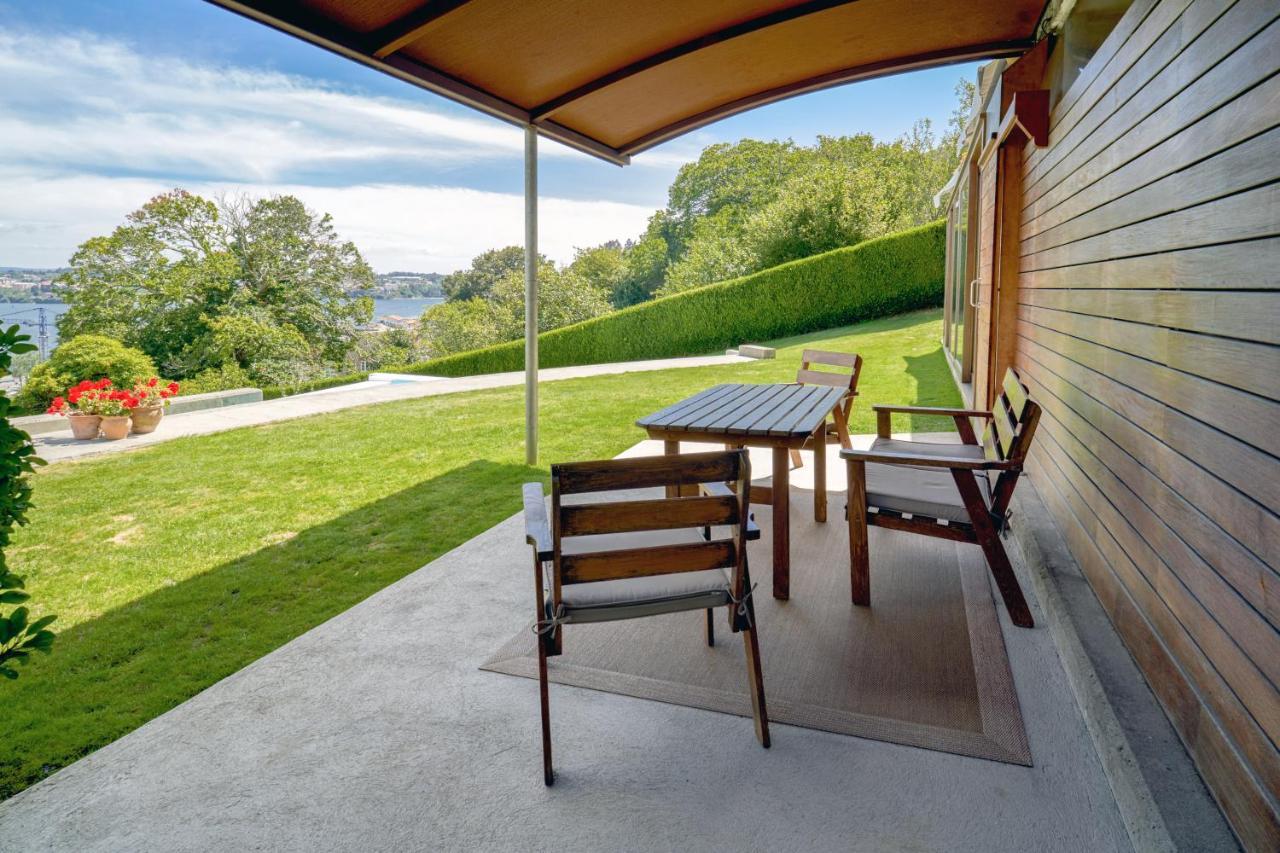 Apartamento Con Piscina Y Excelentes Vistas Ferrol Exterior photo
