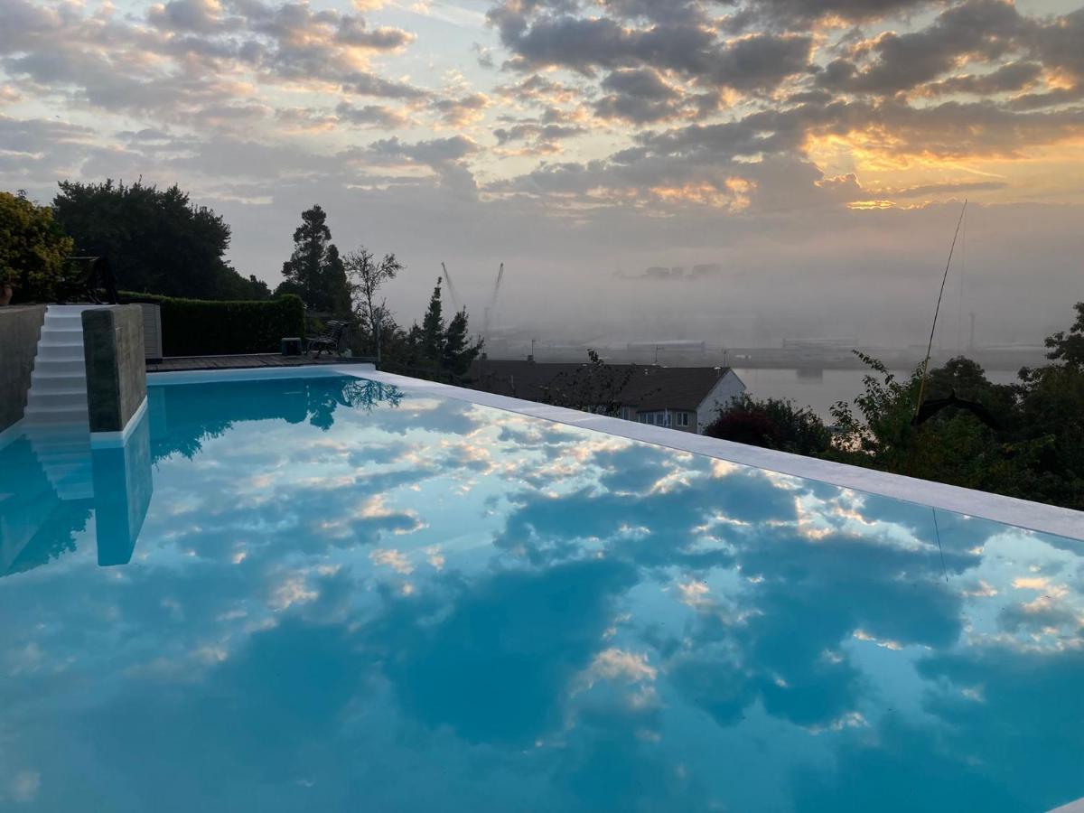 Apartamento Con Piscina Y Excelentes Vistas Ferrol Exterior photo